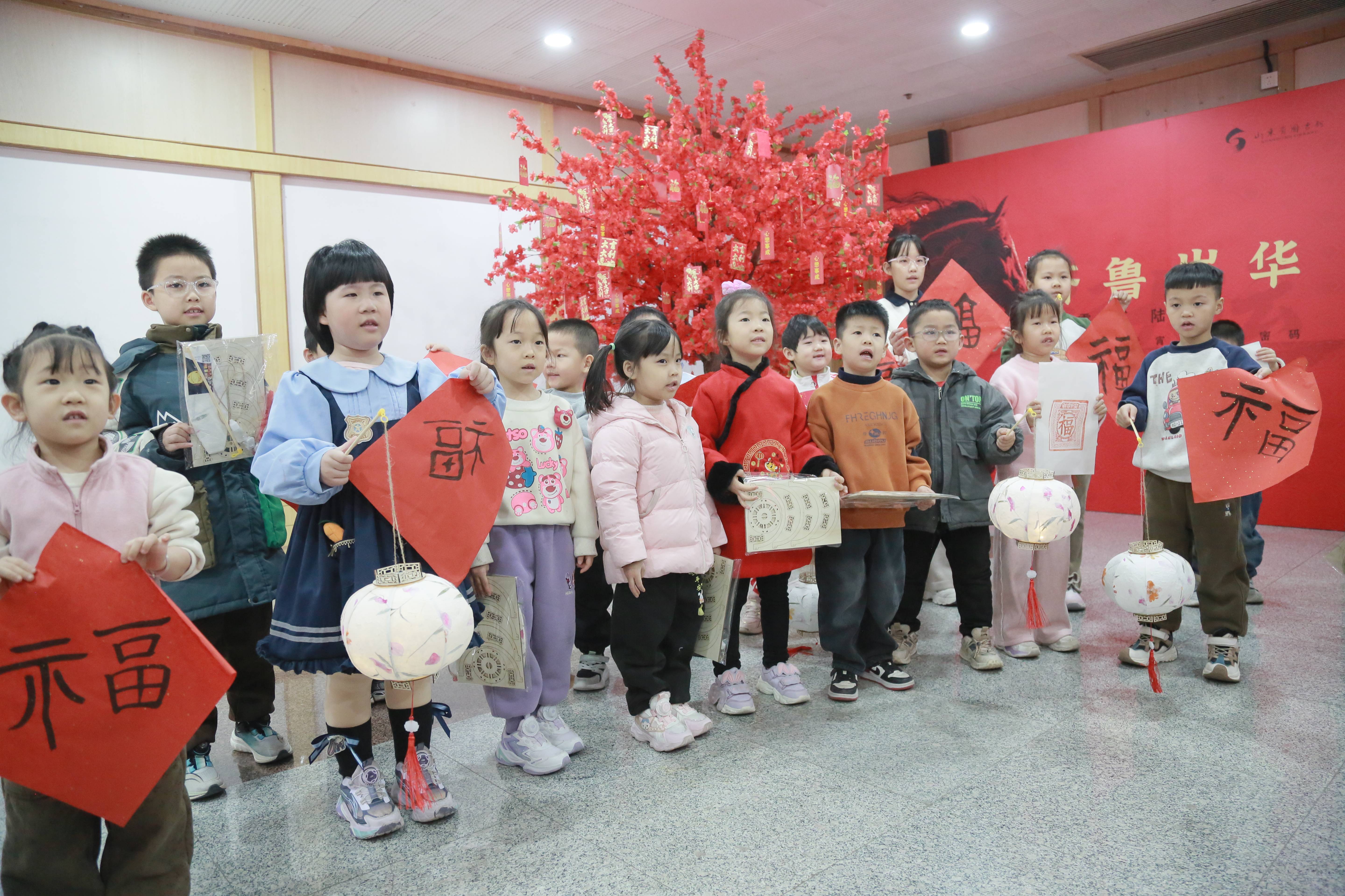 山東省圖書館“齊魯歲華”年俗文化展啟幕