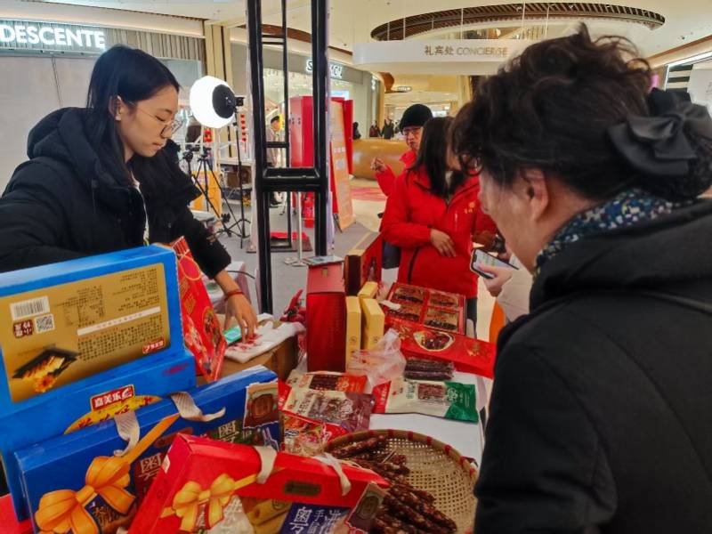 多種爆款賣斷貨！中山特色美食征服上海市民味蕾