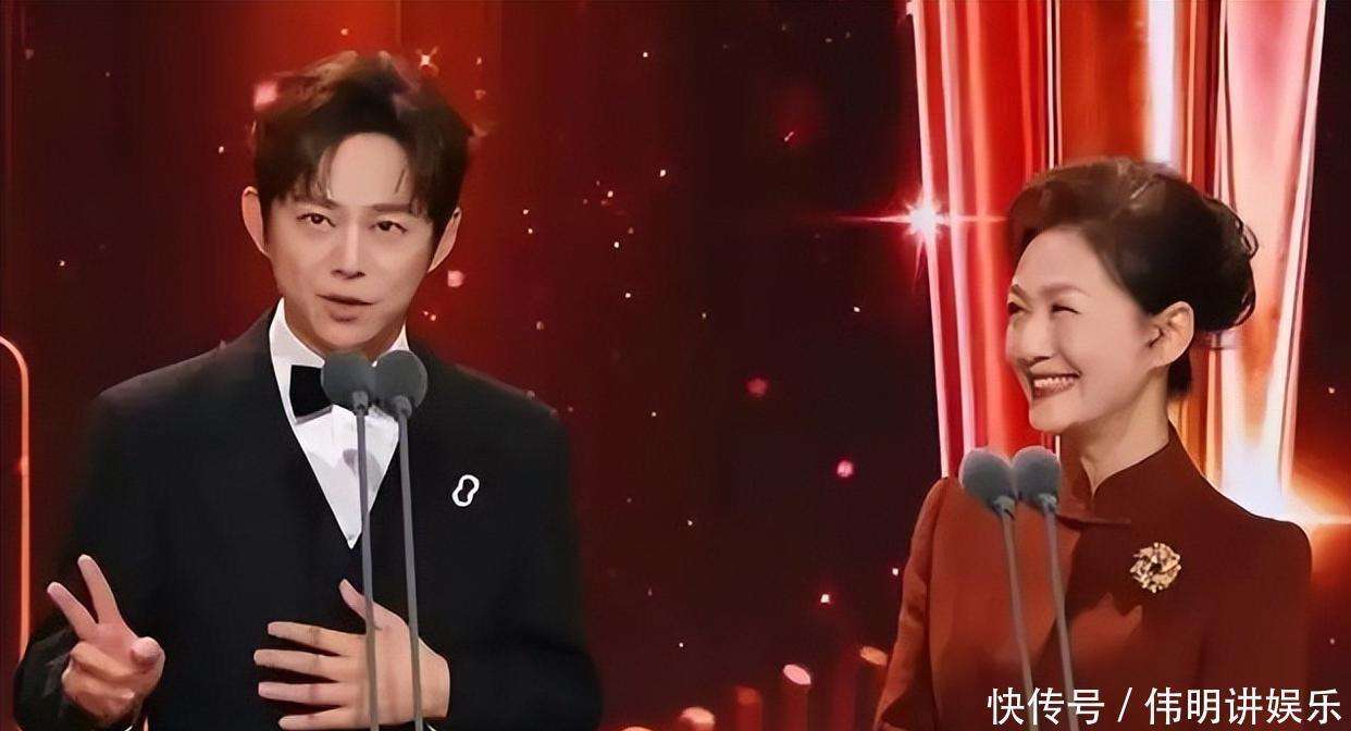 原創前央視主播海霞以河南大學學術副校長身份發言