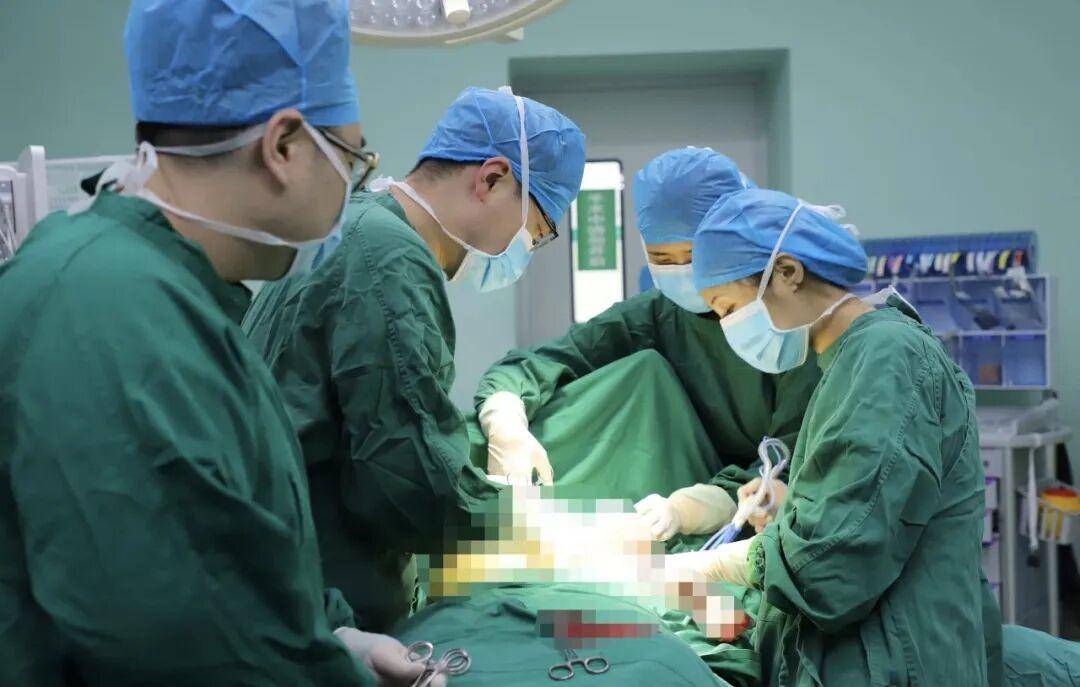 臨沂市腫瘤醫院乳腺科一病區孔令禹：在毫釐之間重建女性生命之美