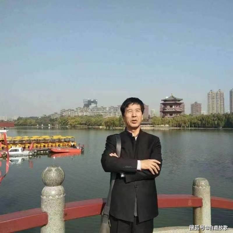 原創【李文乾詩歌】黎明