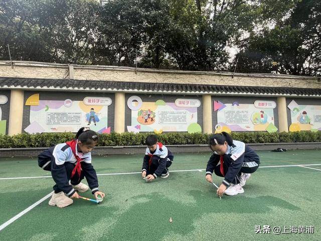 課間15分鐘，這所小學裡的學生在玩些啥？