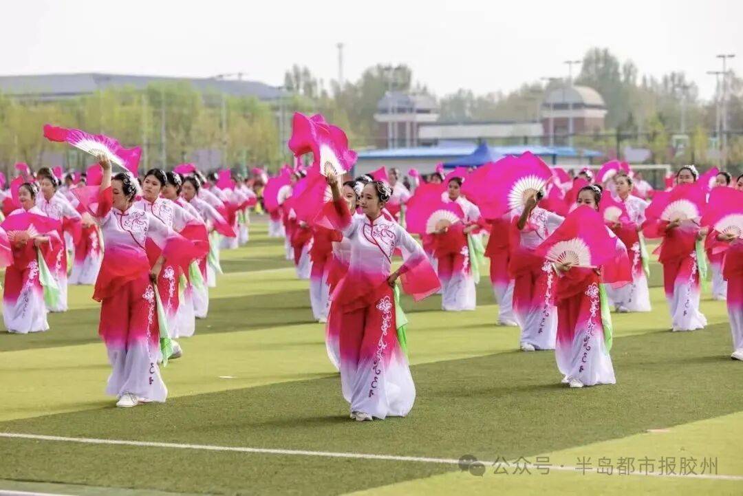 膠州秧歌“扭”進大學運動會，操場秒變非遺秀場