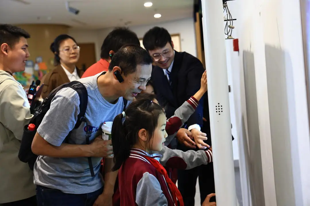 AI賦能教育如何落地？成都啟動“人工智慧+教育”創新應用示範基地專案