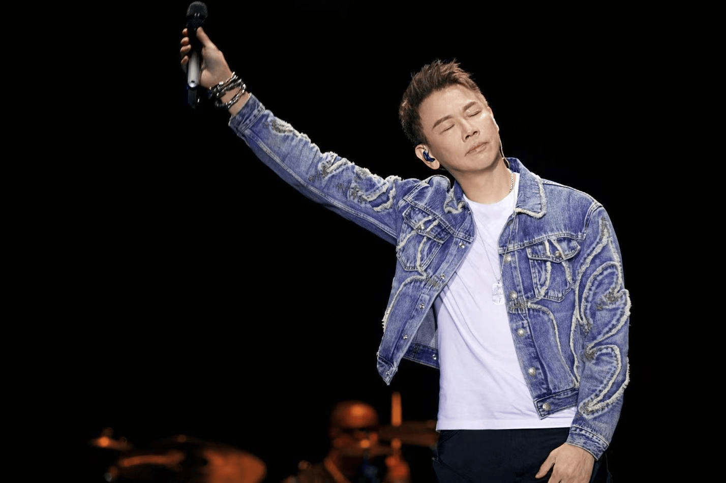 原創陶喆香港豪宅漲7000元出租，每月穩收5萬，房產遍及各地身家過億