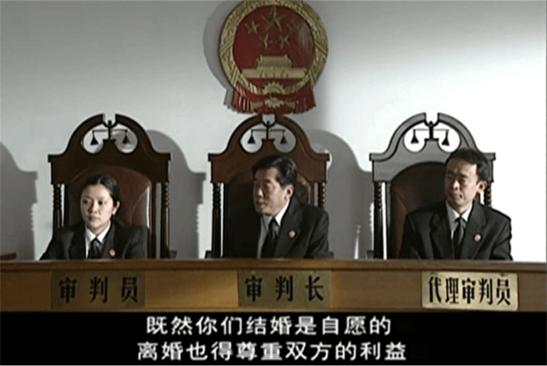 25年前的神劇一夜翻紅：女性在親密關係中覺醒，從來都不晚