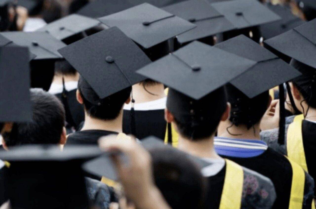 原創從泡沫到“理性”迴歸：2000年以來中國境外留學市場發展趨勢