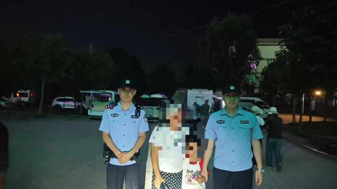 遊客孩童遊玩走失 民警快速搜尋助團圓