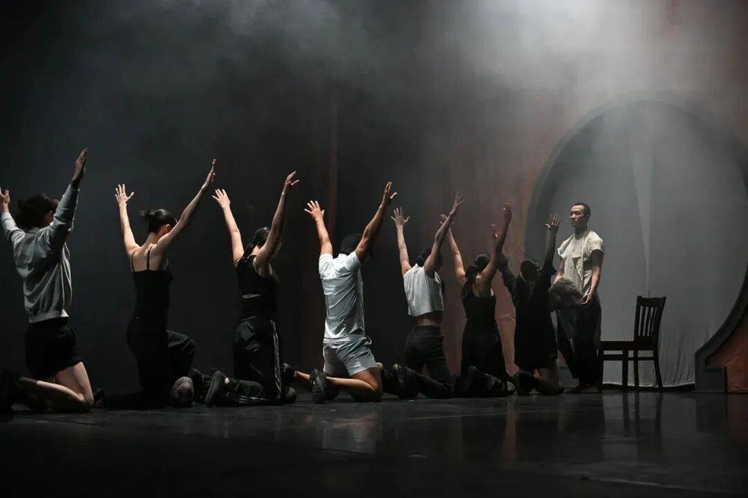 上話出品·國舞製作｜愛丁堡首演成功！餘爾格舞蹈劇場《聊齋怪談》Strange Tales From Liaozhai登陸愛丁堡藝穗節