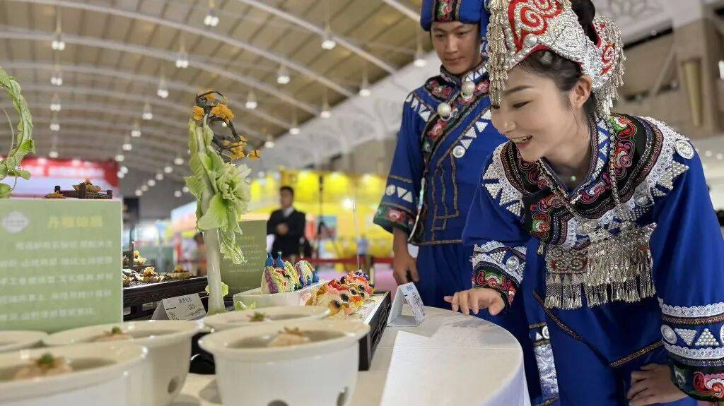 五條“尋味雲南之旅”精品美食旅遊線路釋出