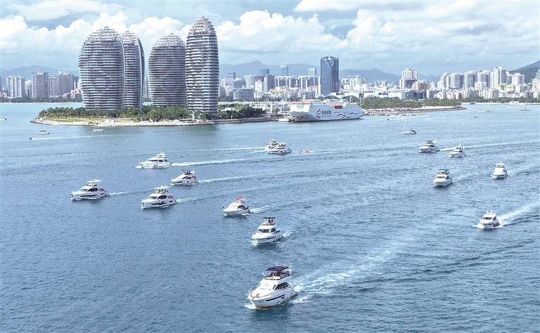 畫裡有話丨海洋旅遊經濟破浪前行