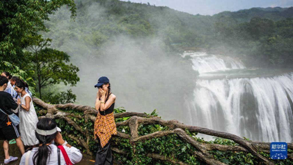 “涼氣候”帶來“熱經濟”貴州避暑旅遊人氣旺