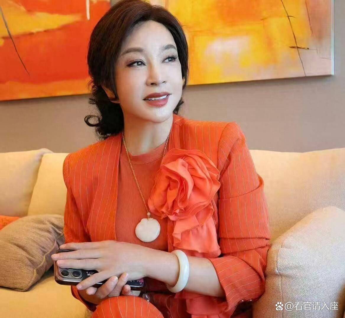 原創劉曉慶私聊洩露引熱議，律師提醒：傳播者或面臨法律風險