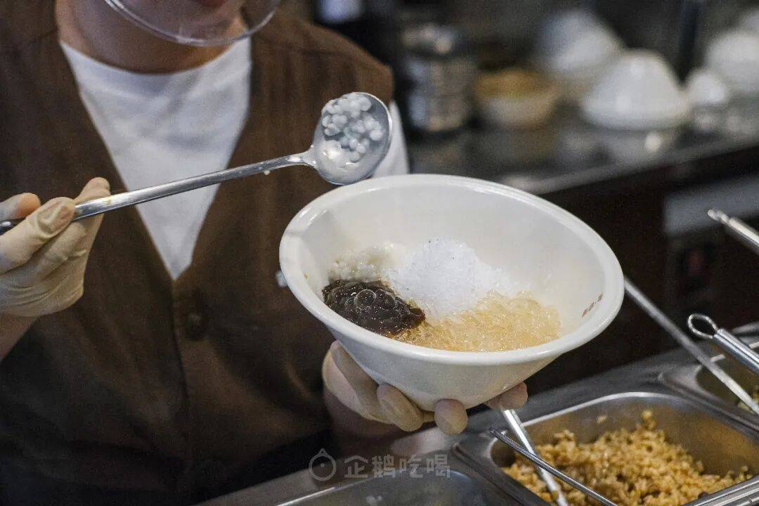 今夏上海最火爆的美食單品，是——