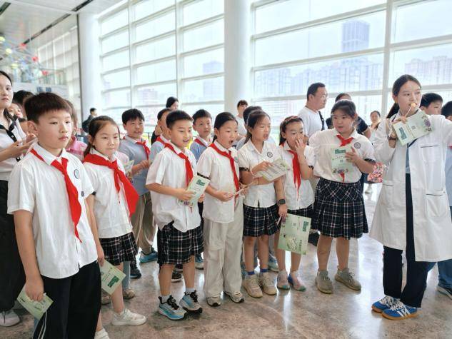 合肥市躍進小學：玩轉平衡世界 點亮科學夢想