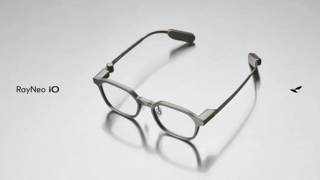 首款“人類增強 AI 眼鏡”釋出，雷鳥 iO 首發價 1996 元起