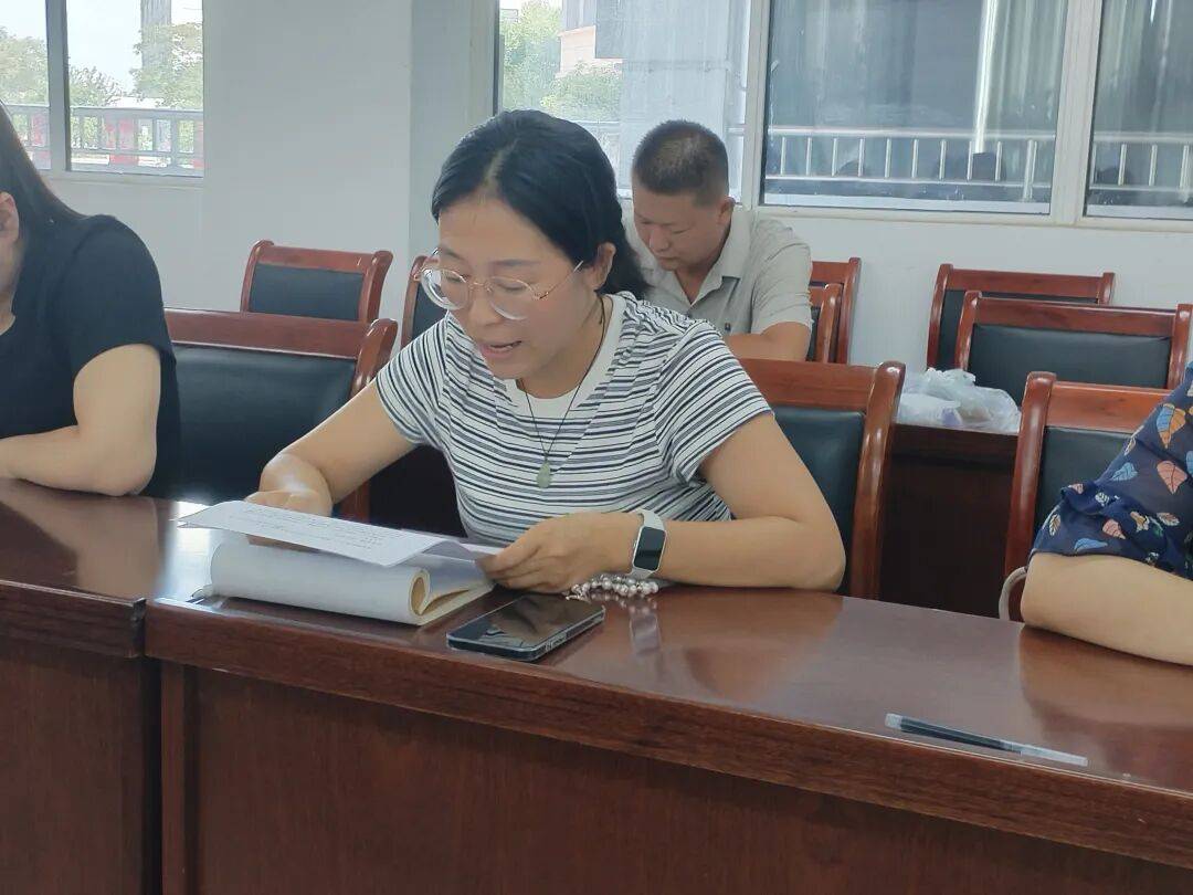 南陽市第六完全學校高階中學暑期全員系列專題培訓圓滿結束