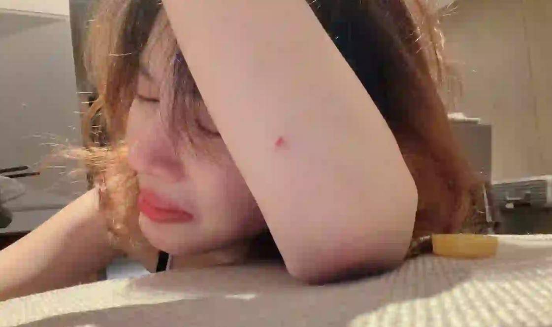 原創事出反常必有蹊蹺？金晨剛赴美留學，張藝興就緊跟其後，明星扎堆出走的真實原因藏不住了