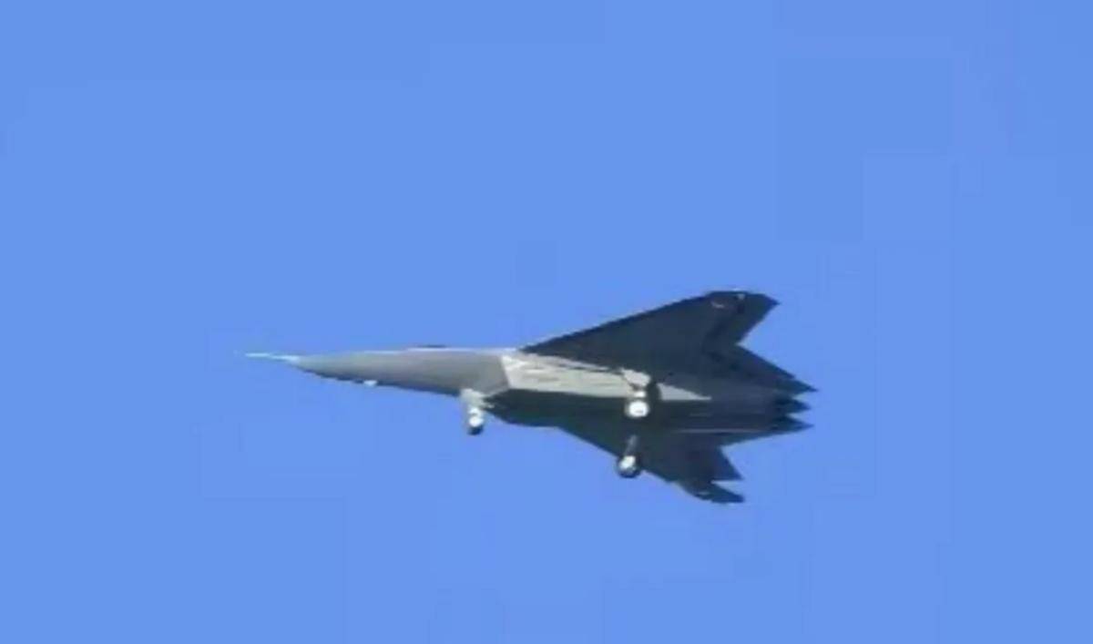 原創沈飛發表六代機論文，三大底牌浮出水面，未來空戰正徹底轉向